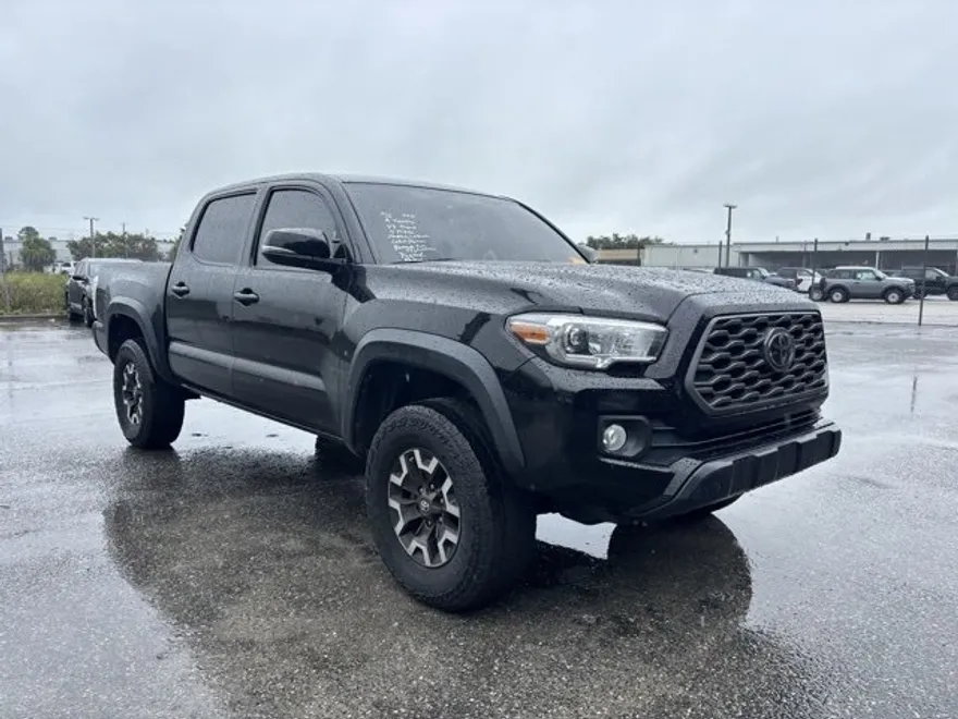 2023 Toyota Tacoma TRD Off-Road 4x4 photo 1