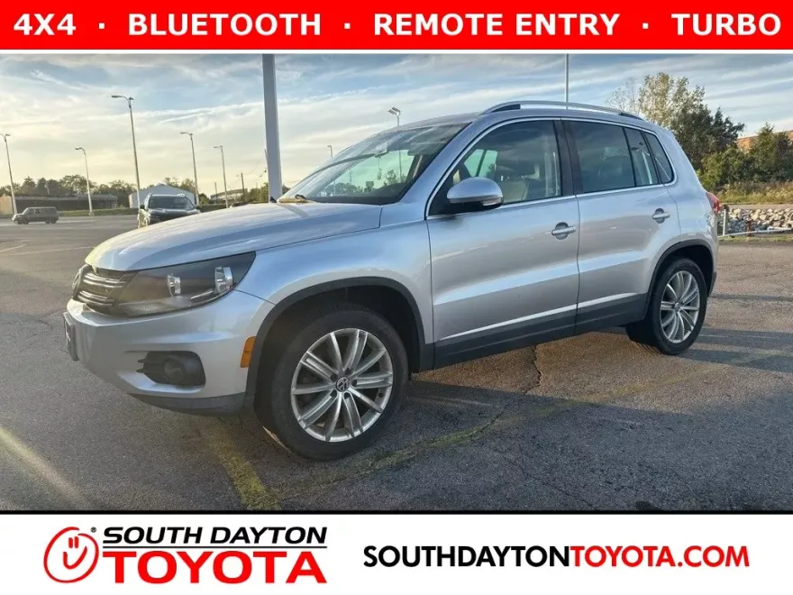 2012 Volkswagen Tiguan SEL photo 1