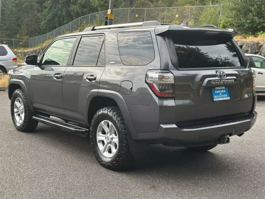 2019 Toyota 4Runner SR5 Premium photo 1