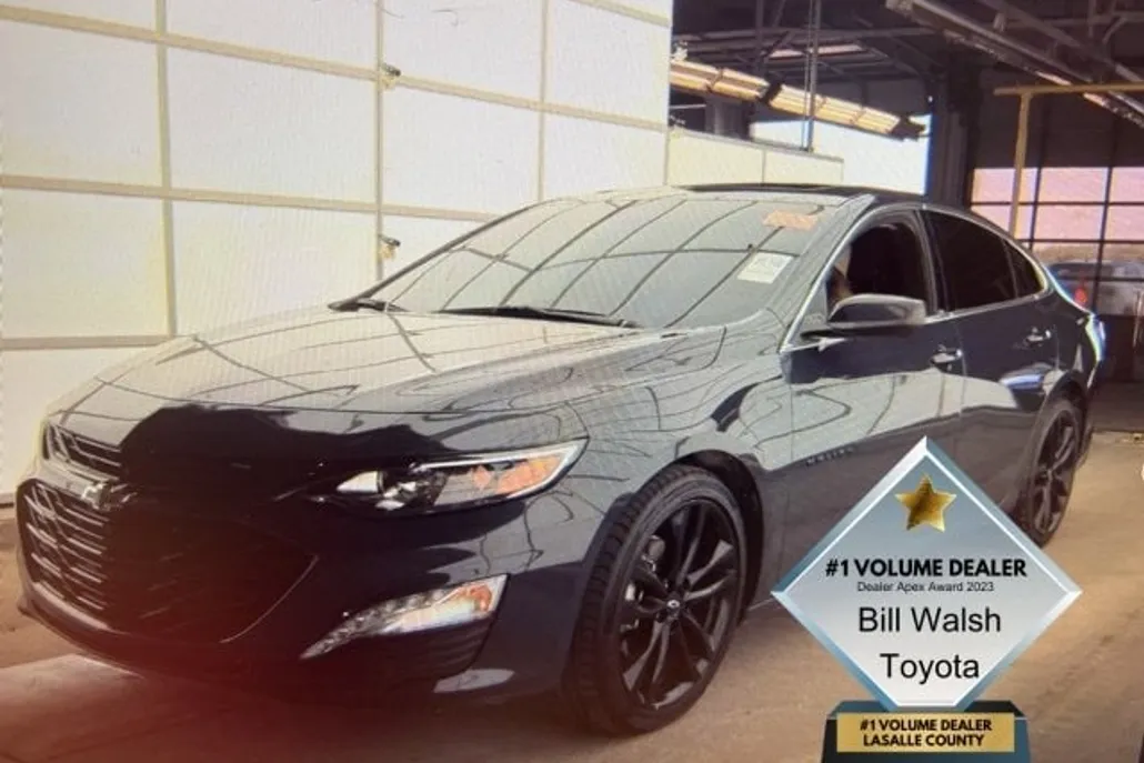 2025 Chevrolet Malibu 1LT photo 1