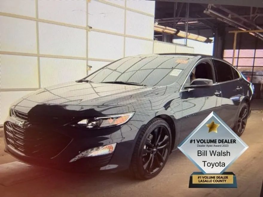 2025 Chevrolet Malibu 1LT photo 1