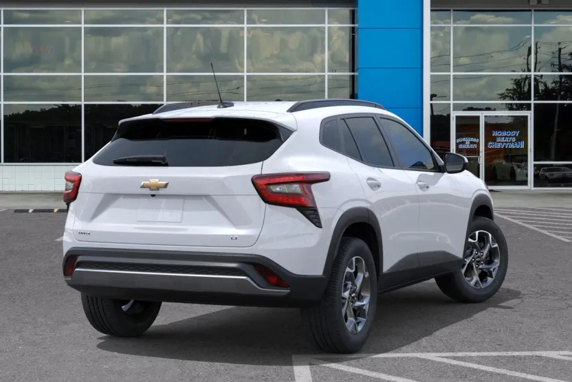 2025 Chevrolet Trax LT photo 1