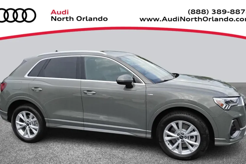 2025 Audi Q3 S line Premium photo 1