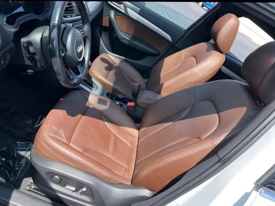 2017 Audi Q3 Premium Plus photo 1