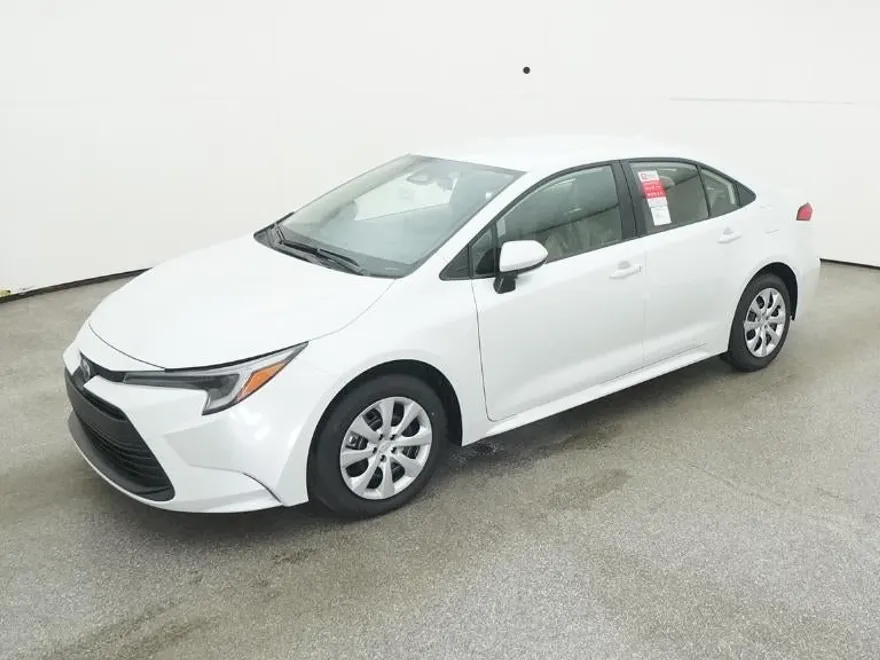 2025 Toyota Corolla Hybrid LE photo 1