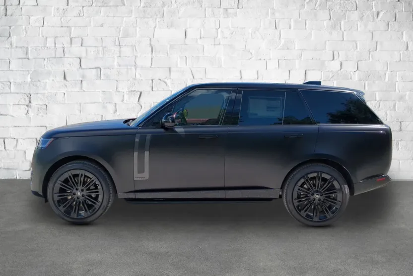 2025 Land Rover Range Rover Autobiography photo 1