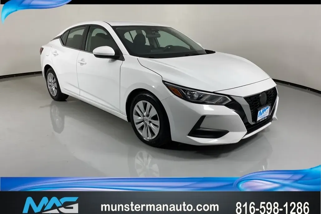 2022 Nissan Sentra S photo 1