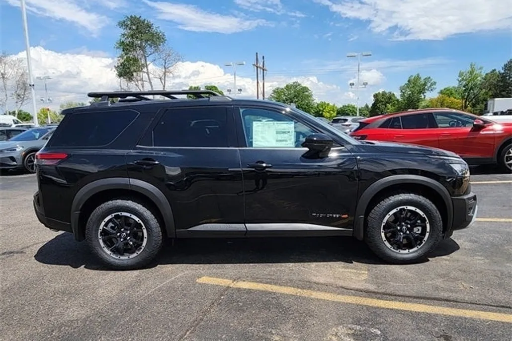 2025 Nissan Pathfinder Rock Creek photo 1