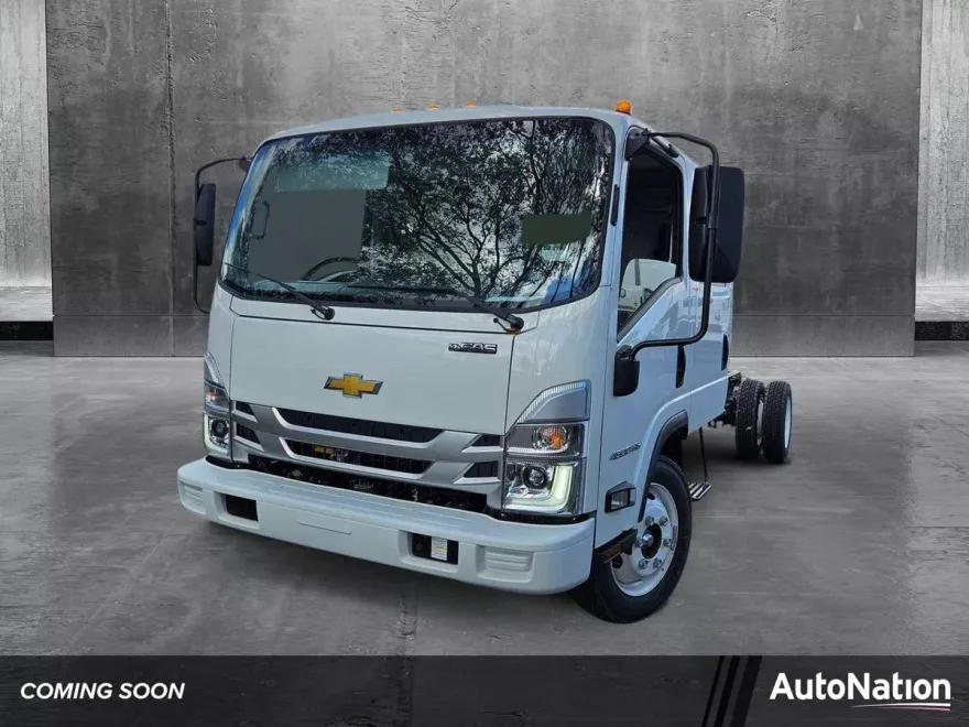 2025 Chevrolet Silverado 4500HD photo 1