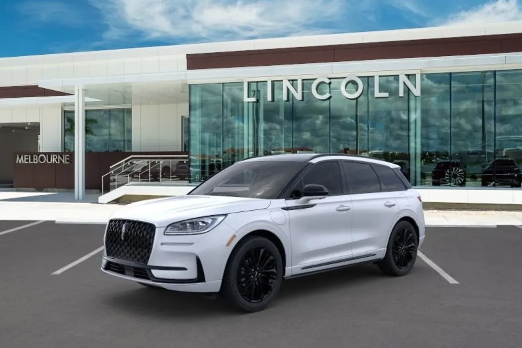 2025 Lincoln Corsair Grand Touring photo 1