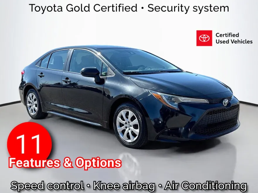2022 Toyota Corolla LE photo 1