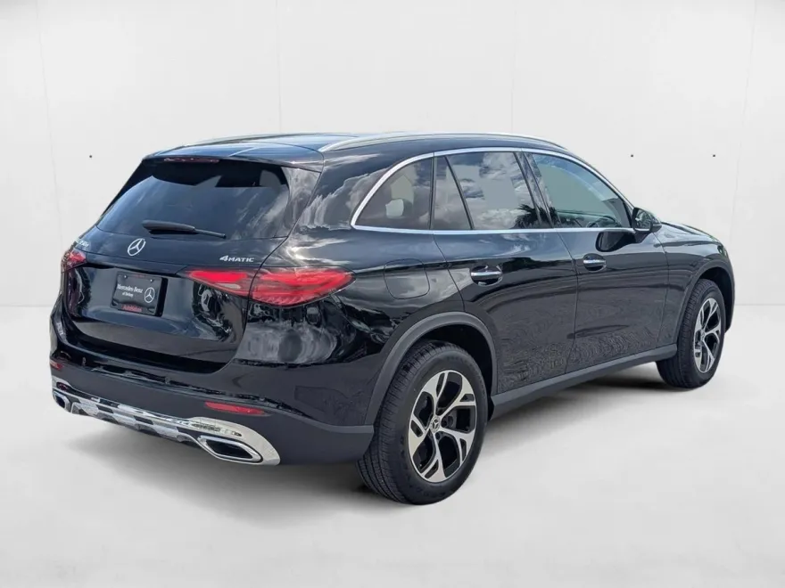 2026 Mercedes Benz GLC 350e 4MATIC photo 1