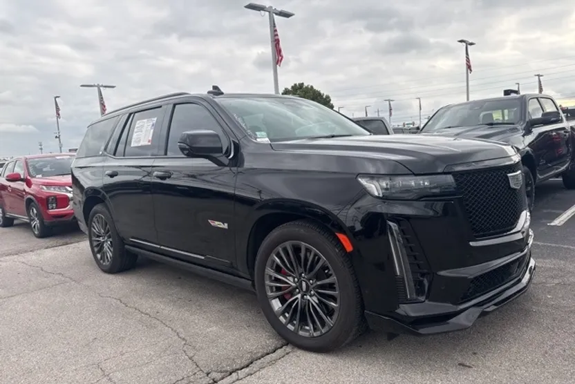 2024 Cadillac Escalade V-Series photo 1