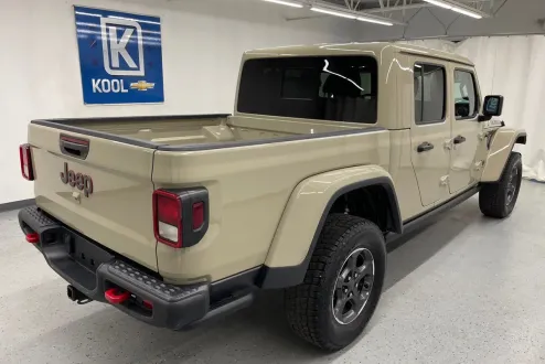 2020 Jeep Gladiator Rubicon photo 2