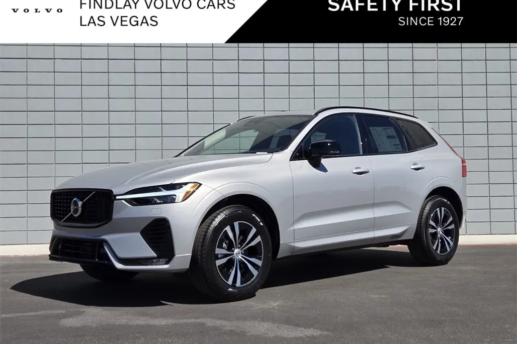 2025 Volvo XC60 B5 Core photo 1
