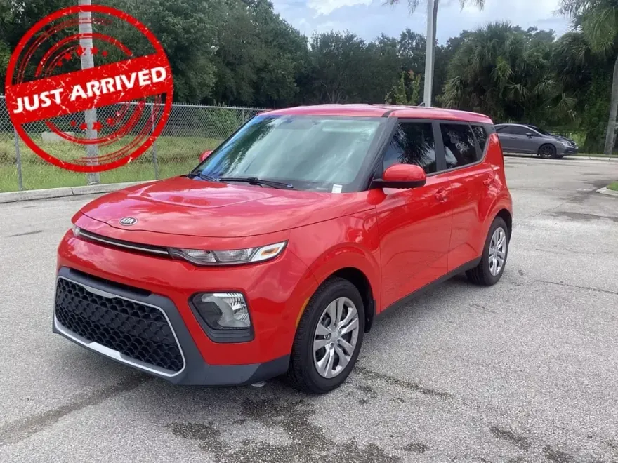 2020 Kia Soul LX photo 1
