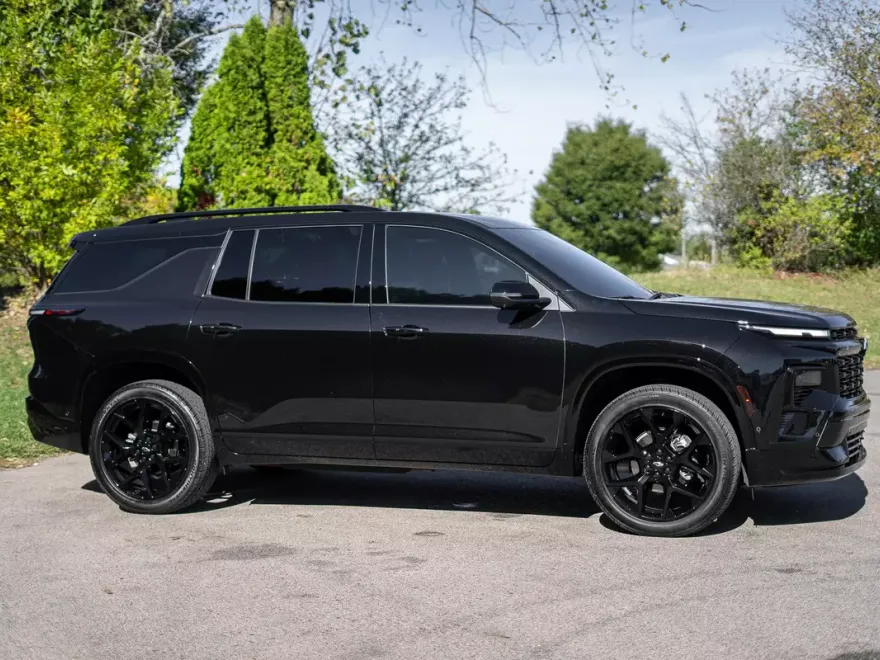 2024 Chevrolet Traverse RS photo 1