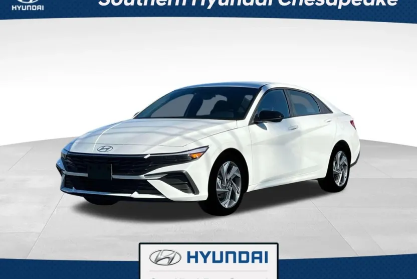 2025 Hyundai Elantra SEL Sport photo 1