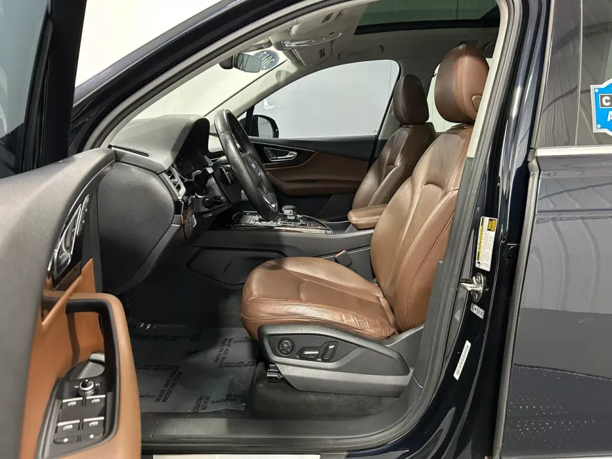 2017 Audi Q7 3.0T Premium photo 1