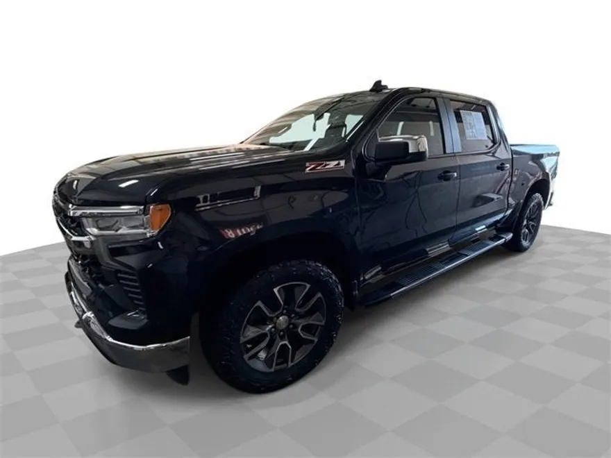 2022 Chevrolet Silverado 1500 LT photo 1