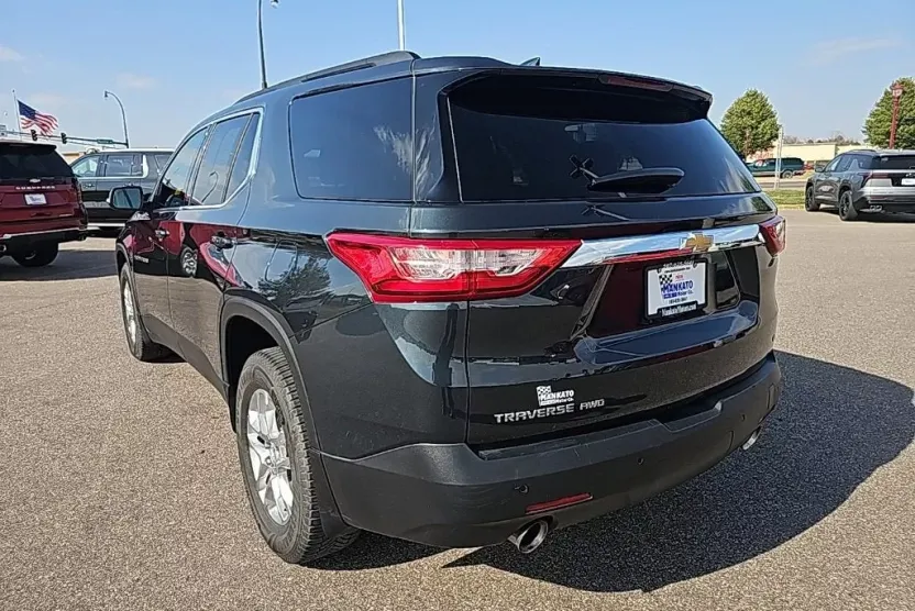 2021 Chevrolet Traverse Cloth photo 1