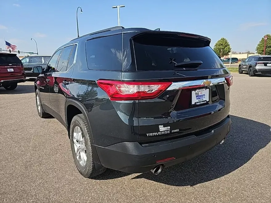 2021 Chevrolet Traverse Cloth photo 1