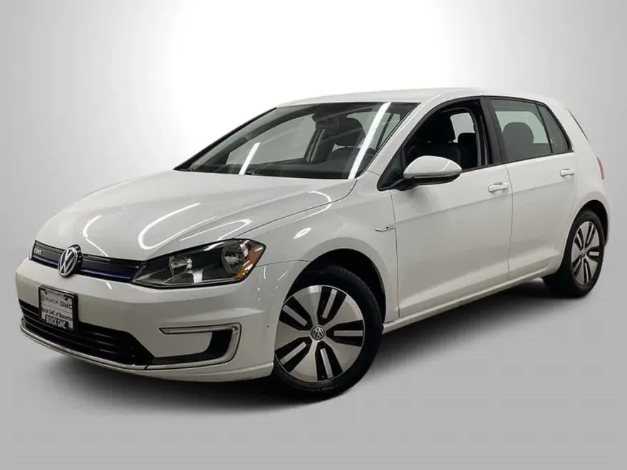 2016 Volkswagen e-Golf SE photo 1