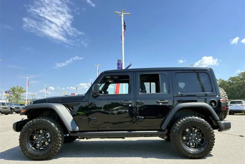 2025 Jeep Wrangler Willys photo 1