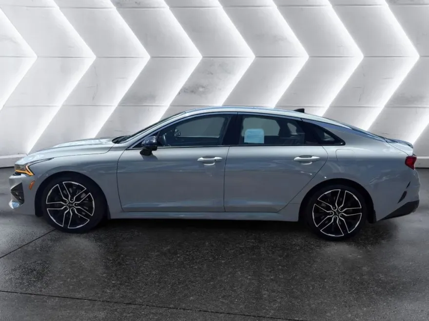 2023 Kia K5 GT photo 1