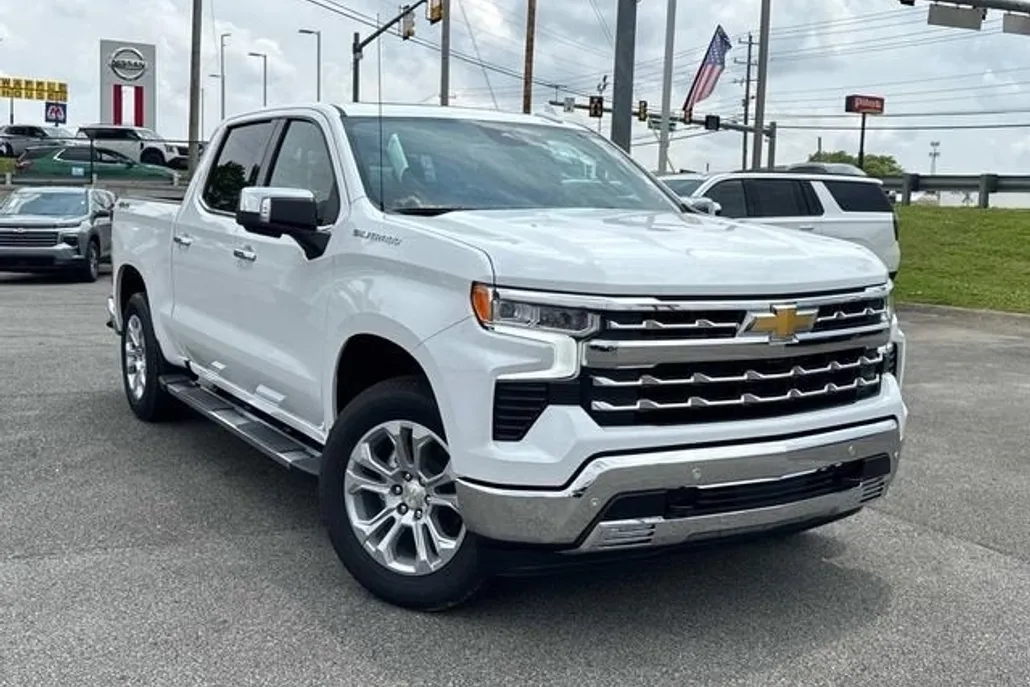 2025 Chevrolet Silverado 1500 LTZ photo 1