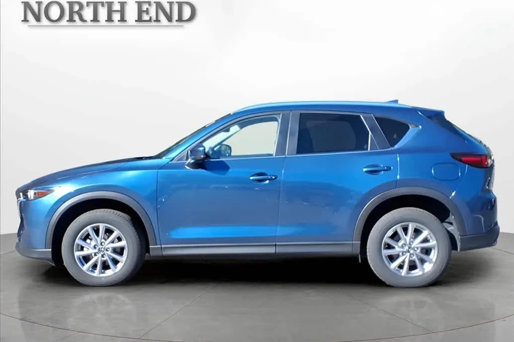 2023 Mazda CX-5 2.5 S Preferred photo 1