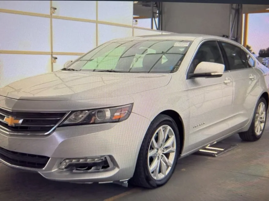 2019 Chevrolet Impala 1LT photo 1