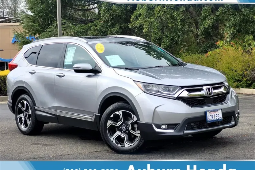 2018 Honda CR-V Touring photo 1