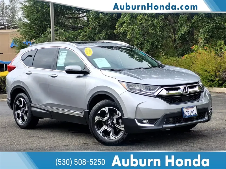 2018 Honda CR-V Touring photo 1