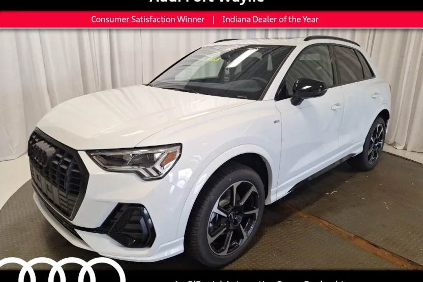 2025 Audi Q3 45 TFSI S line Premium photo 1