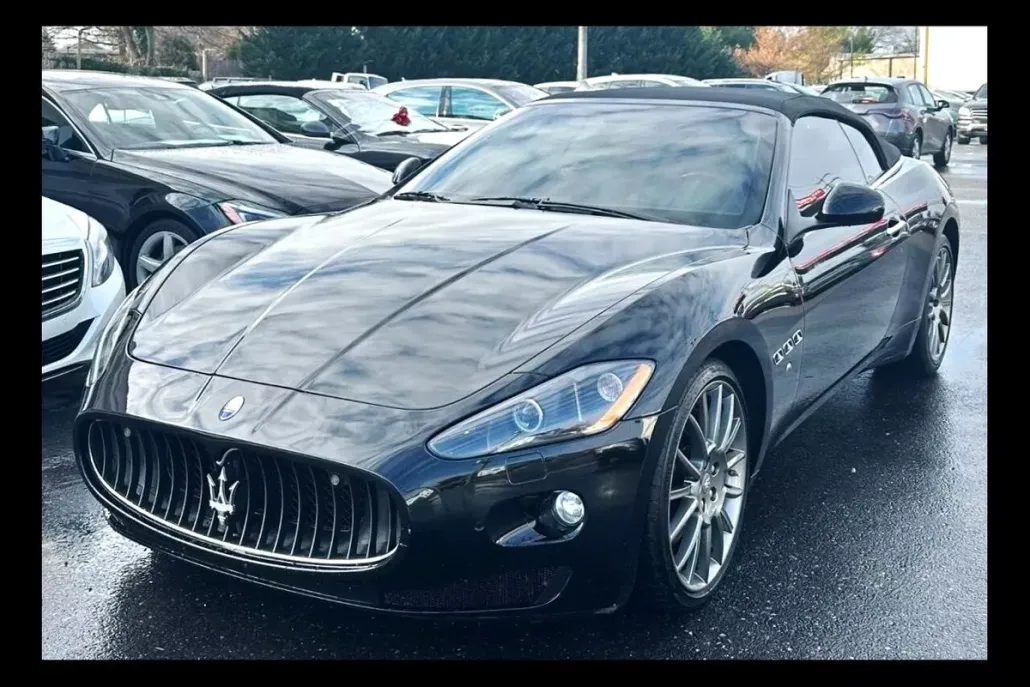 2011 Maserati Granturismo photo 1