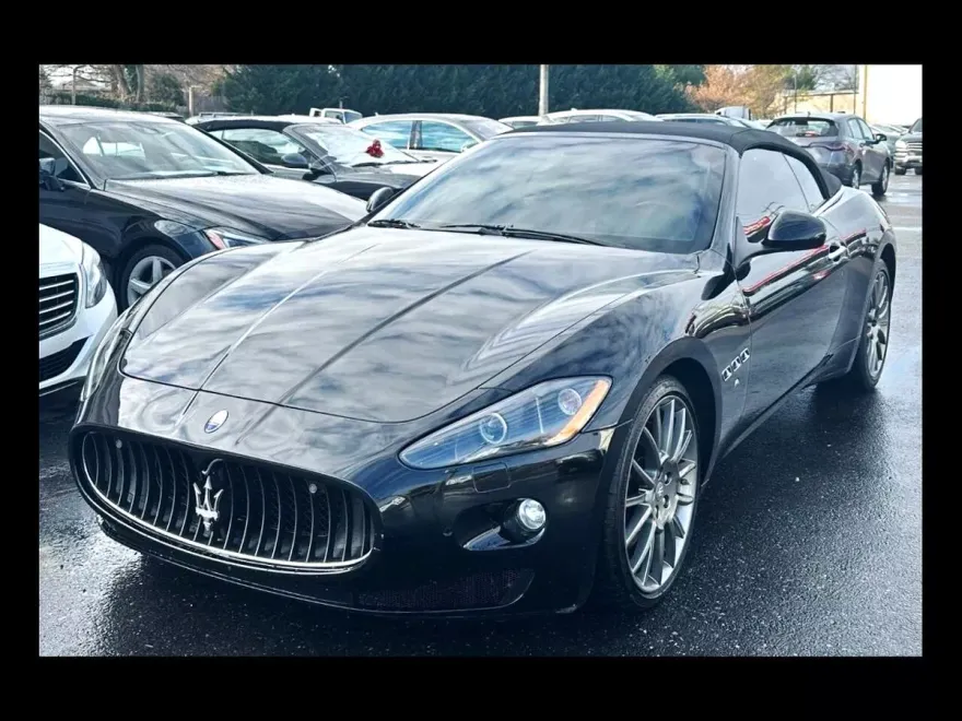 2011 Maserati Granturismo photo 1