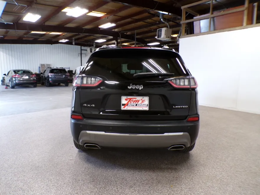 2019 Jeep Cherokee Limited photo 1