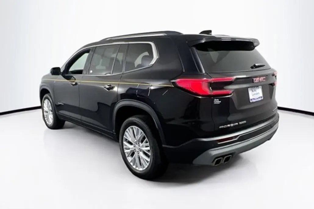 2024 Gmc Acadia Elevation photo 1