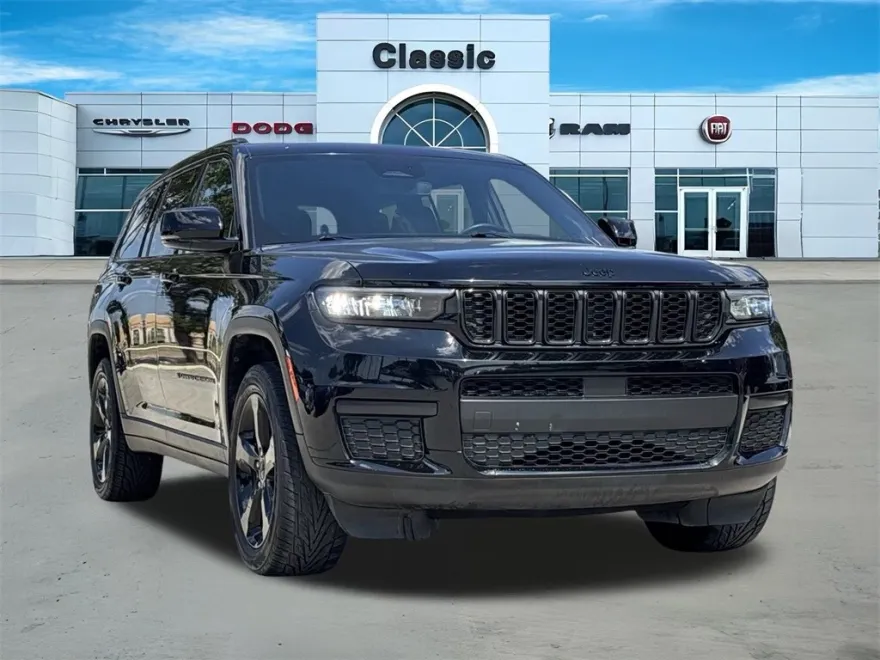 2021 Jeep Grand Cherokee Altitude photo 1