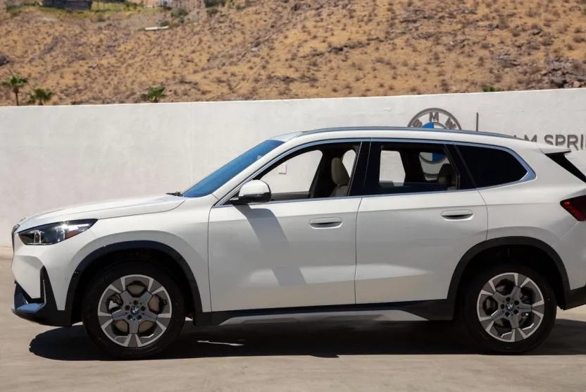 2025 Bmw X1 XDrive28i photo 1