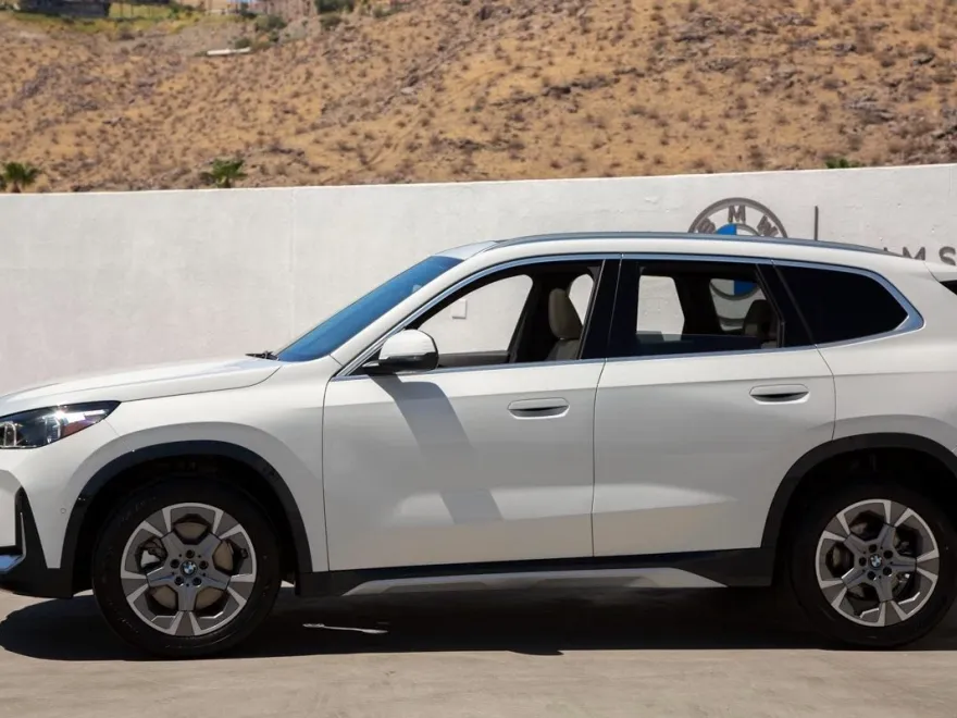 2025 Bmw X1 XDrive28i photo 1