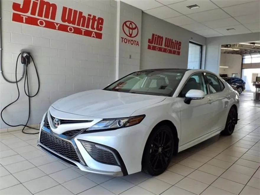 2023 Toyota Camry XSE photo 1