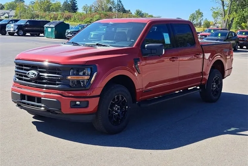 2025 Ford F-150 XLT photo 1