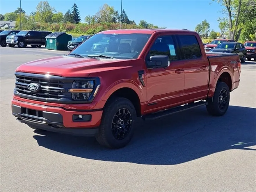 2025 Ford F-150 XLT photo 1