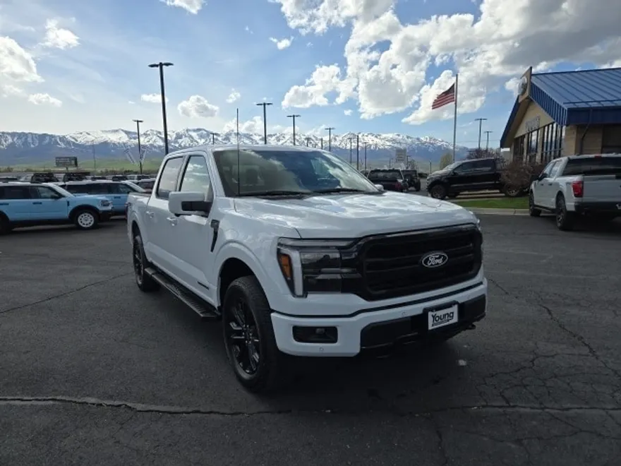 2025 Ford F-150 Lariat photo 1