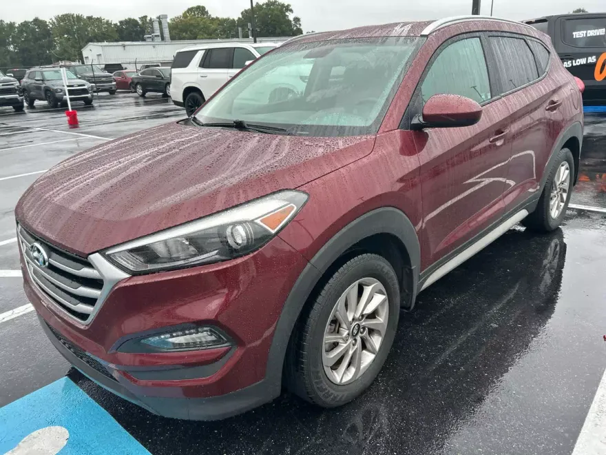 2017 Hyundai Tucson SE photo 1