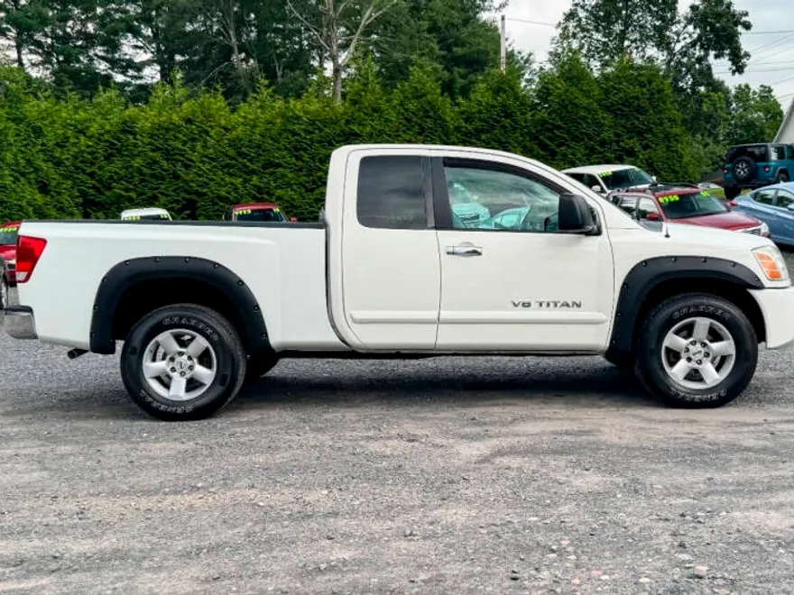 2007 Nissan Titan SE photo 1