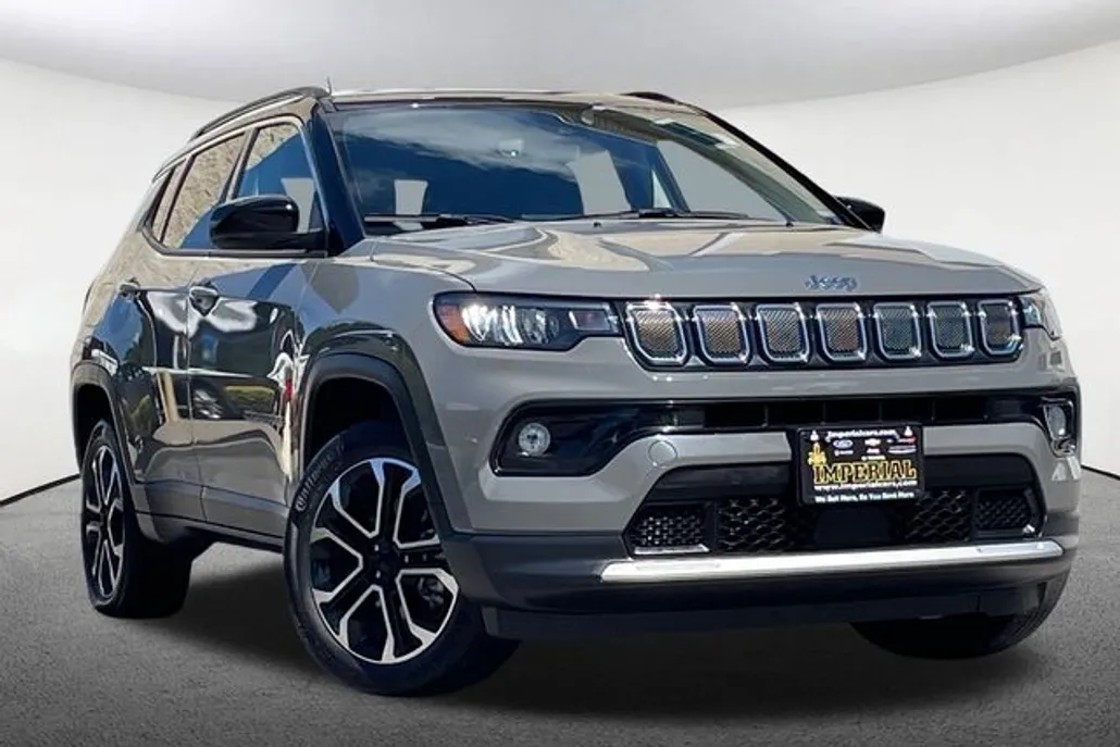 2022 Jeep Compass Limited photo 1