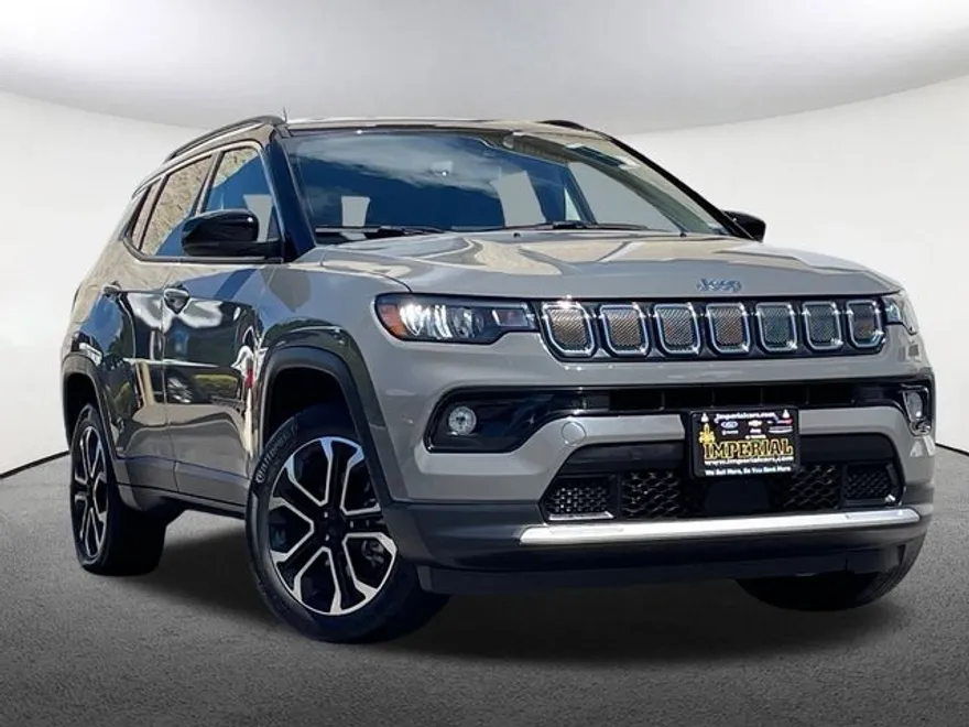2022 Jeep Compass Limited photo 1